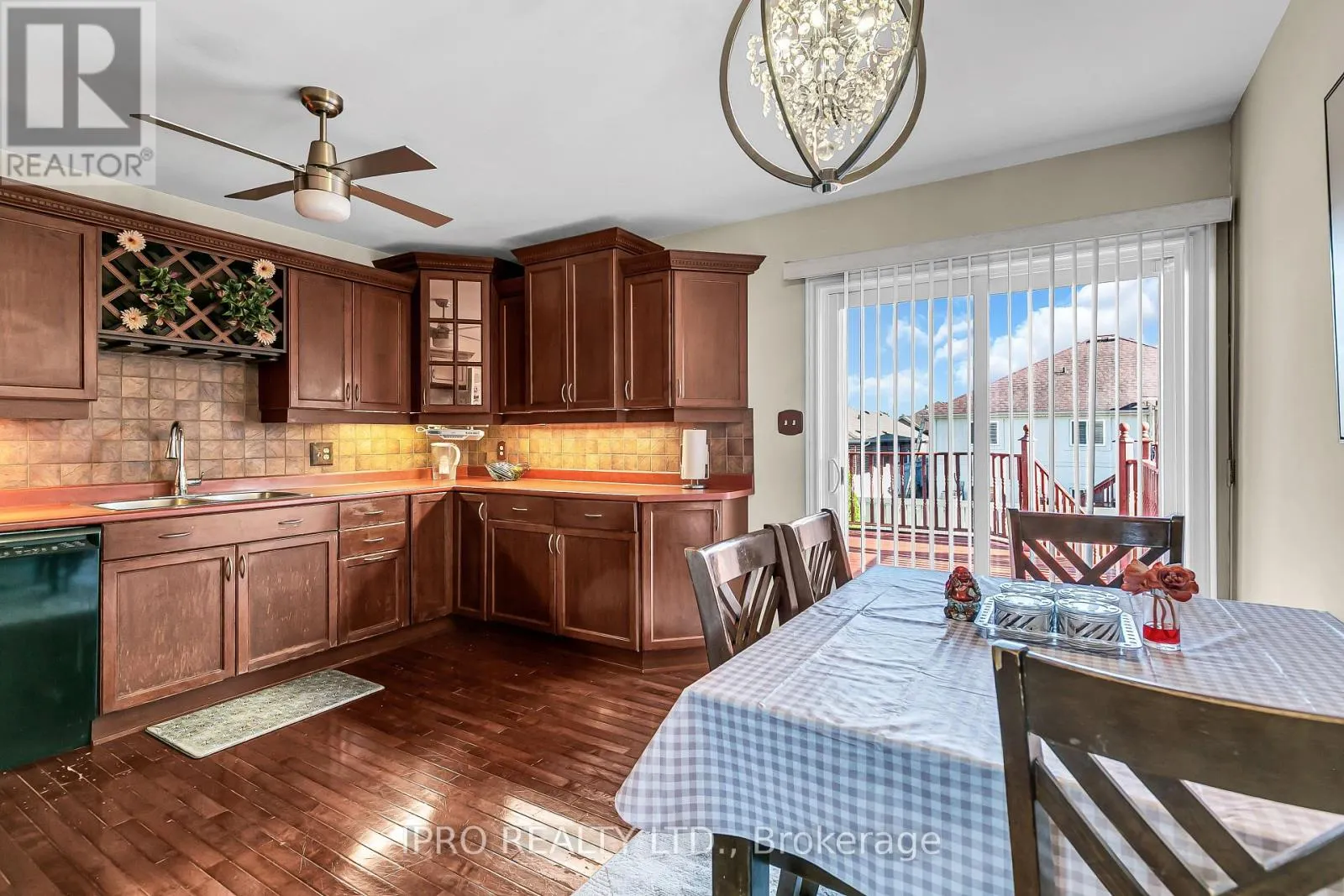 181 ROCKHAVEN DRIVE