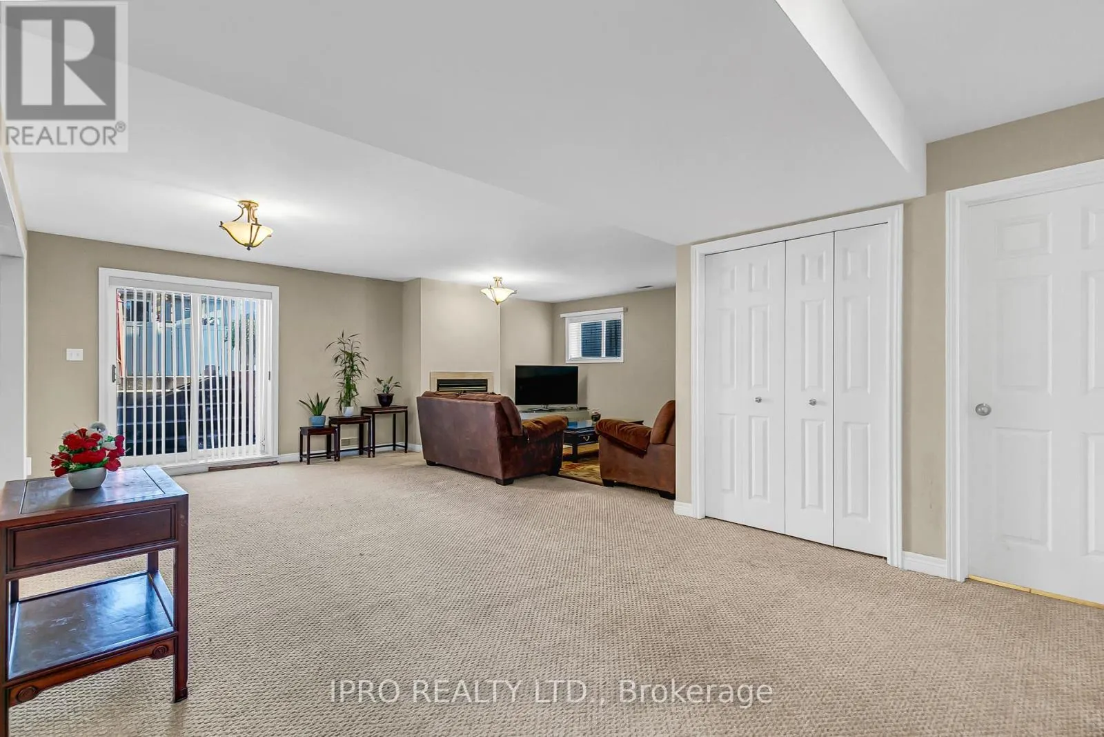 181 ROCKHAVEN DRIVE