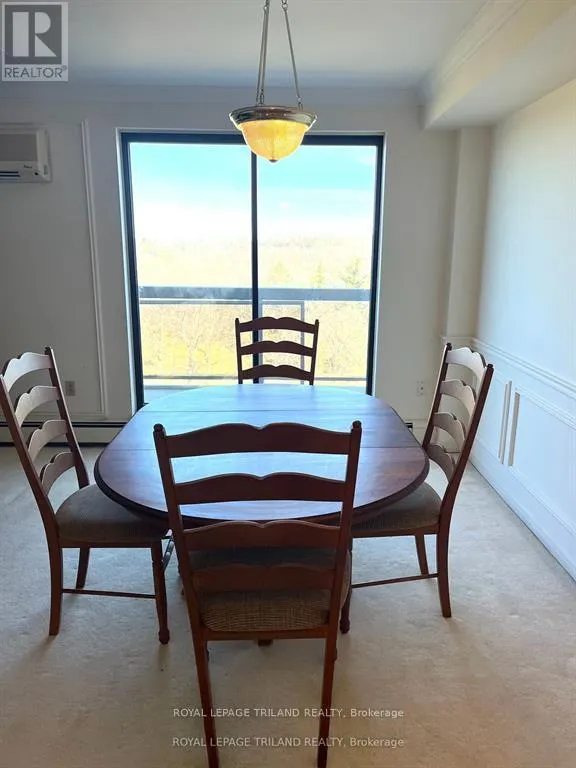 705 - 1255 COMMISSIONERS ROAD W, #705