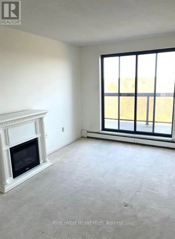 705 - 1255 COMMISSIONERS ROAD W, #705