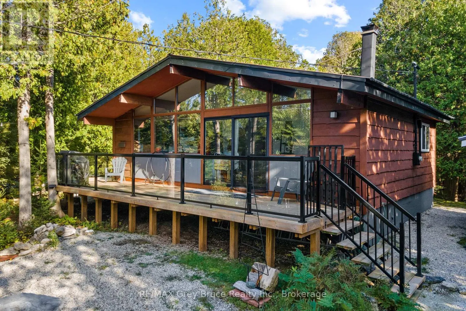529 LINDSAY ROAD 30