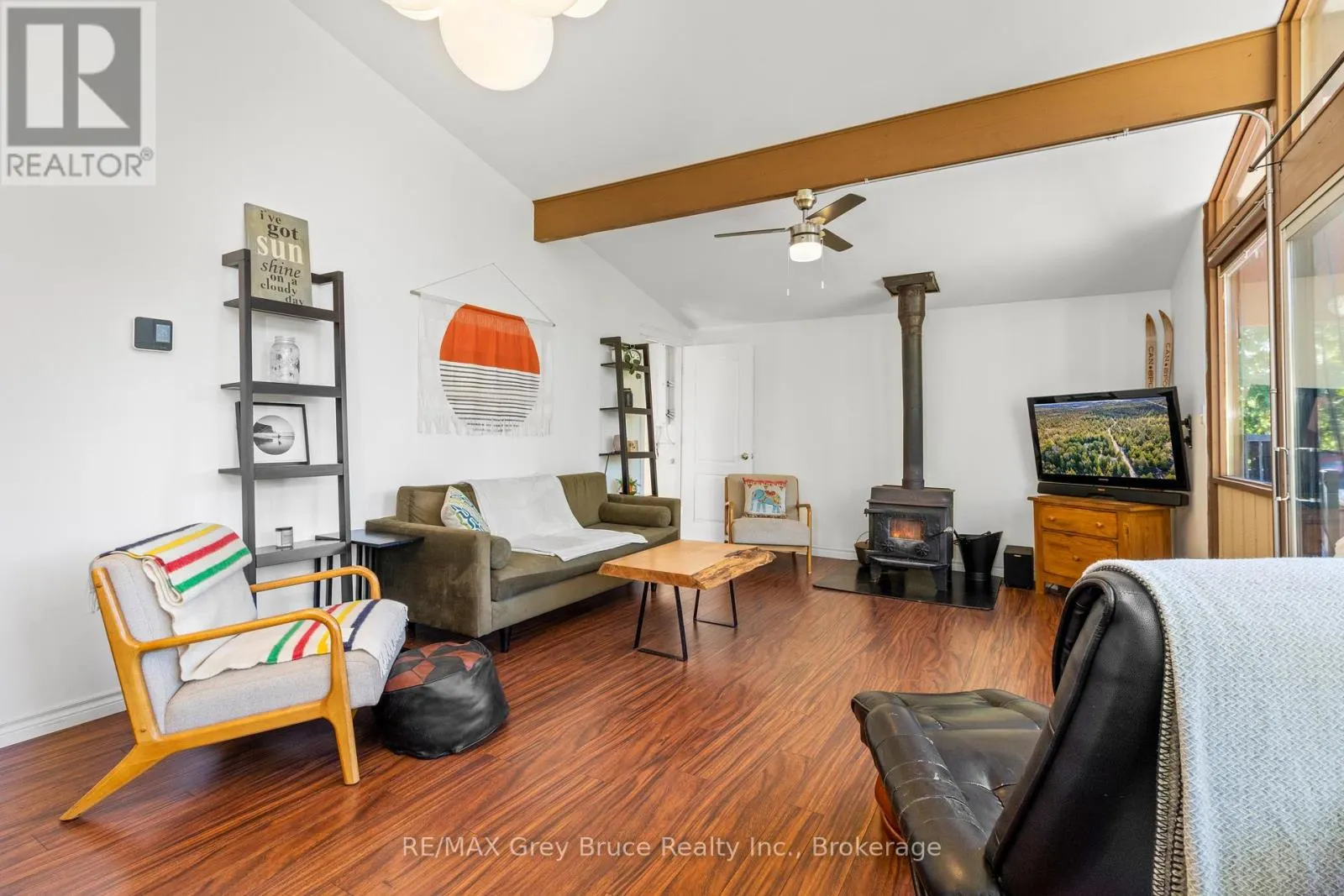 529 LINDSAY ROAD 30