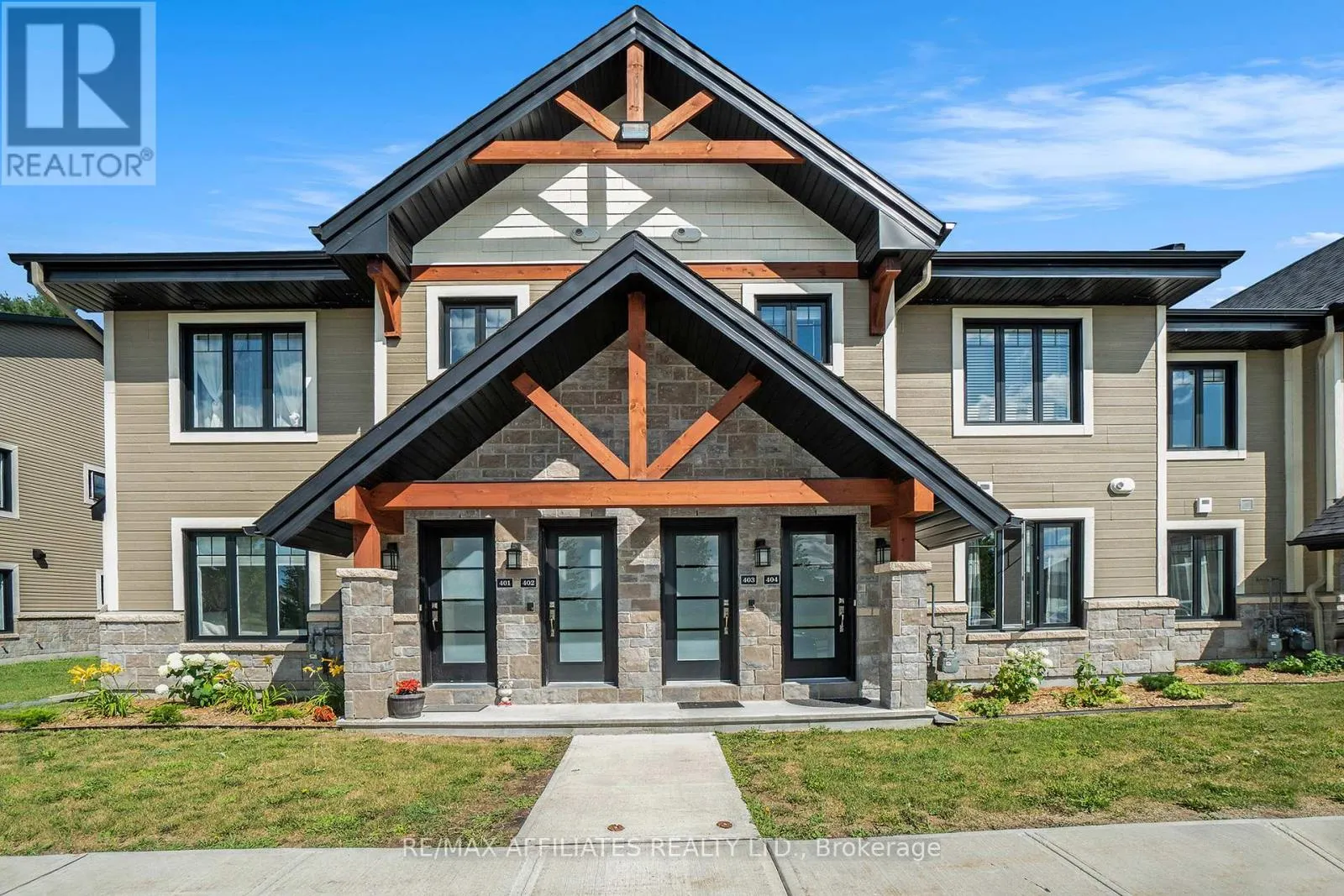 401 - 99 ST-MORITZ TRAIL