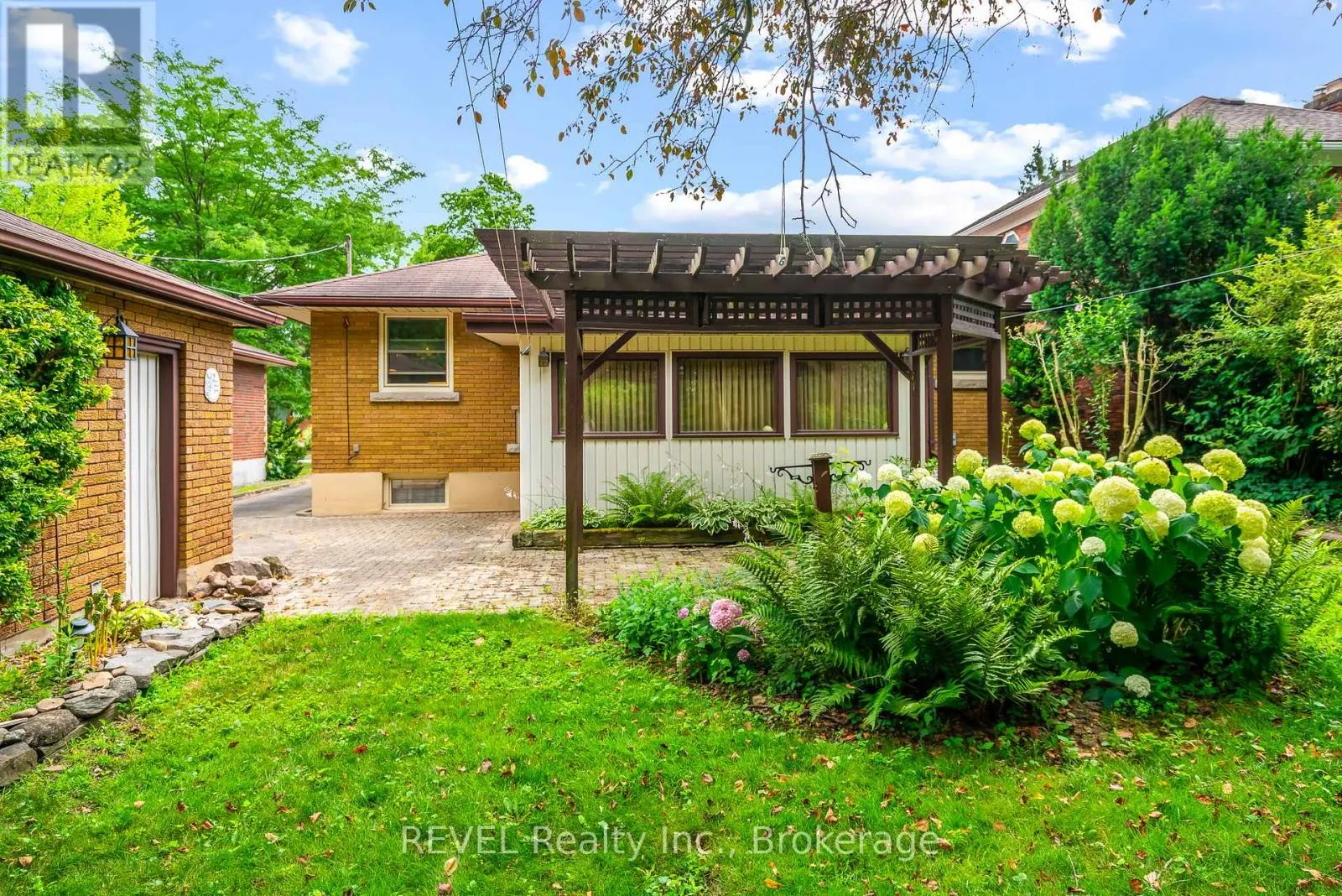 90 GLENRIDGE AVENUE