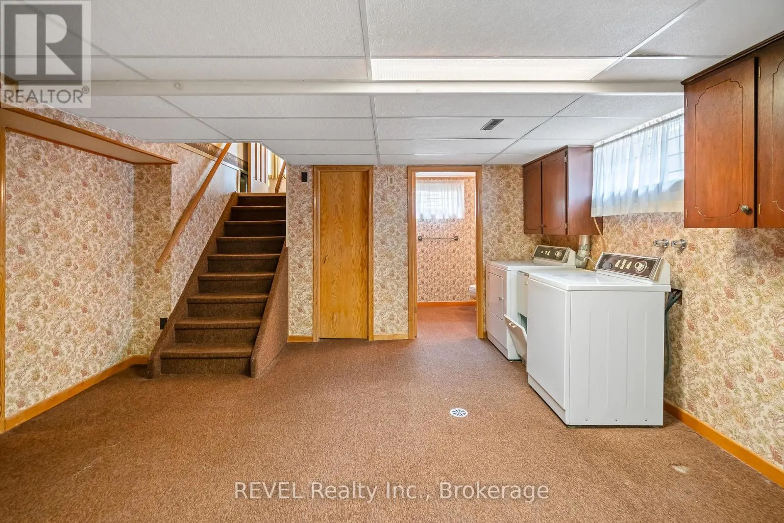 90 GLENRIDGE AVENUE