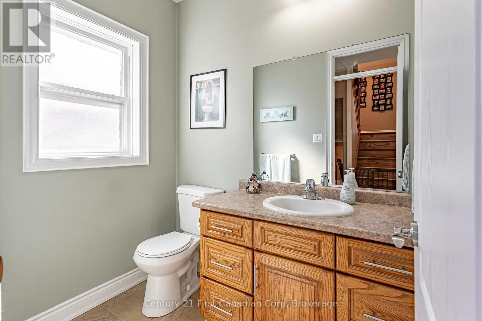 78 OLIVER CRESCENT
