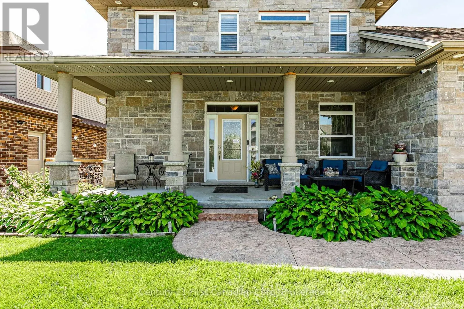 78 OLIVER CRESCENT