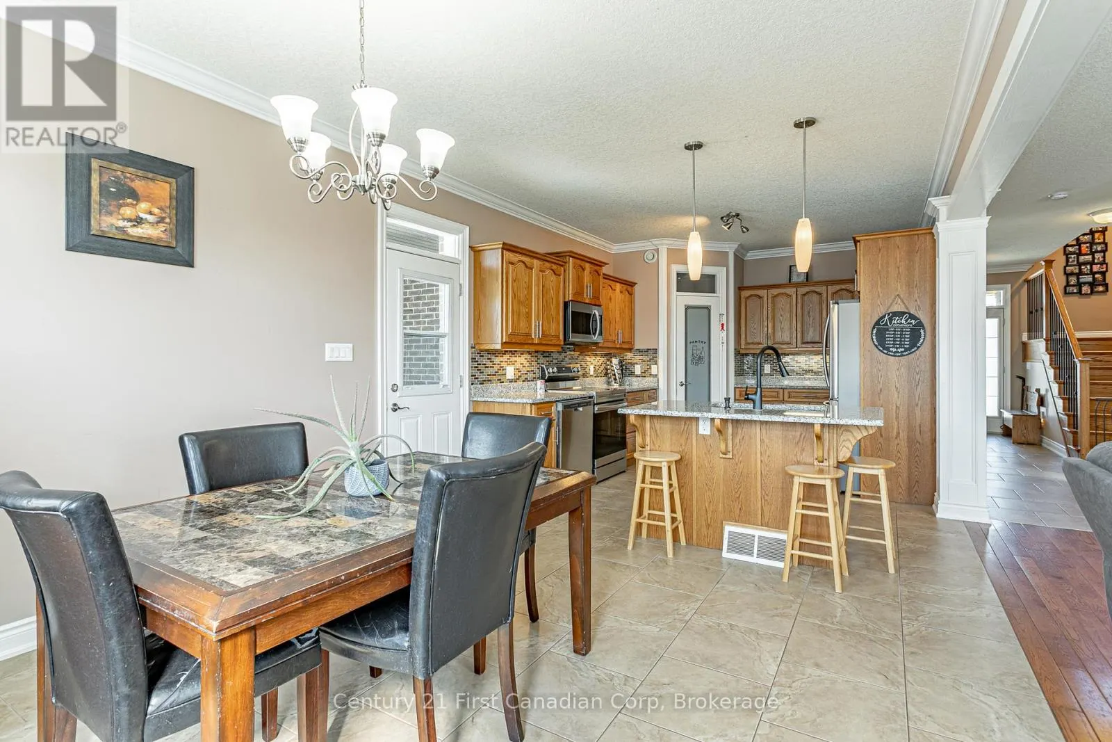 78 OLIVER CRESCENT