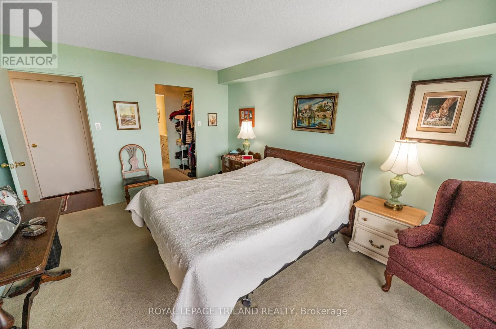 1401 - 389 DUNDAS STREET, #1401