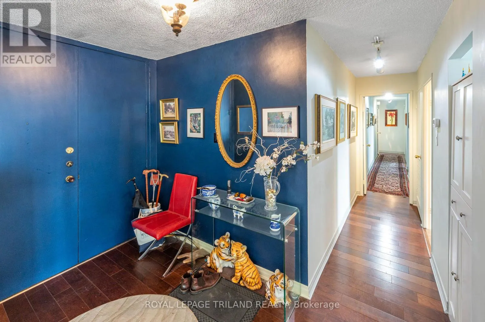 1401 - 389 DUNDAS STREET, #1401