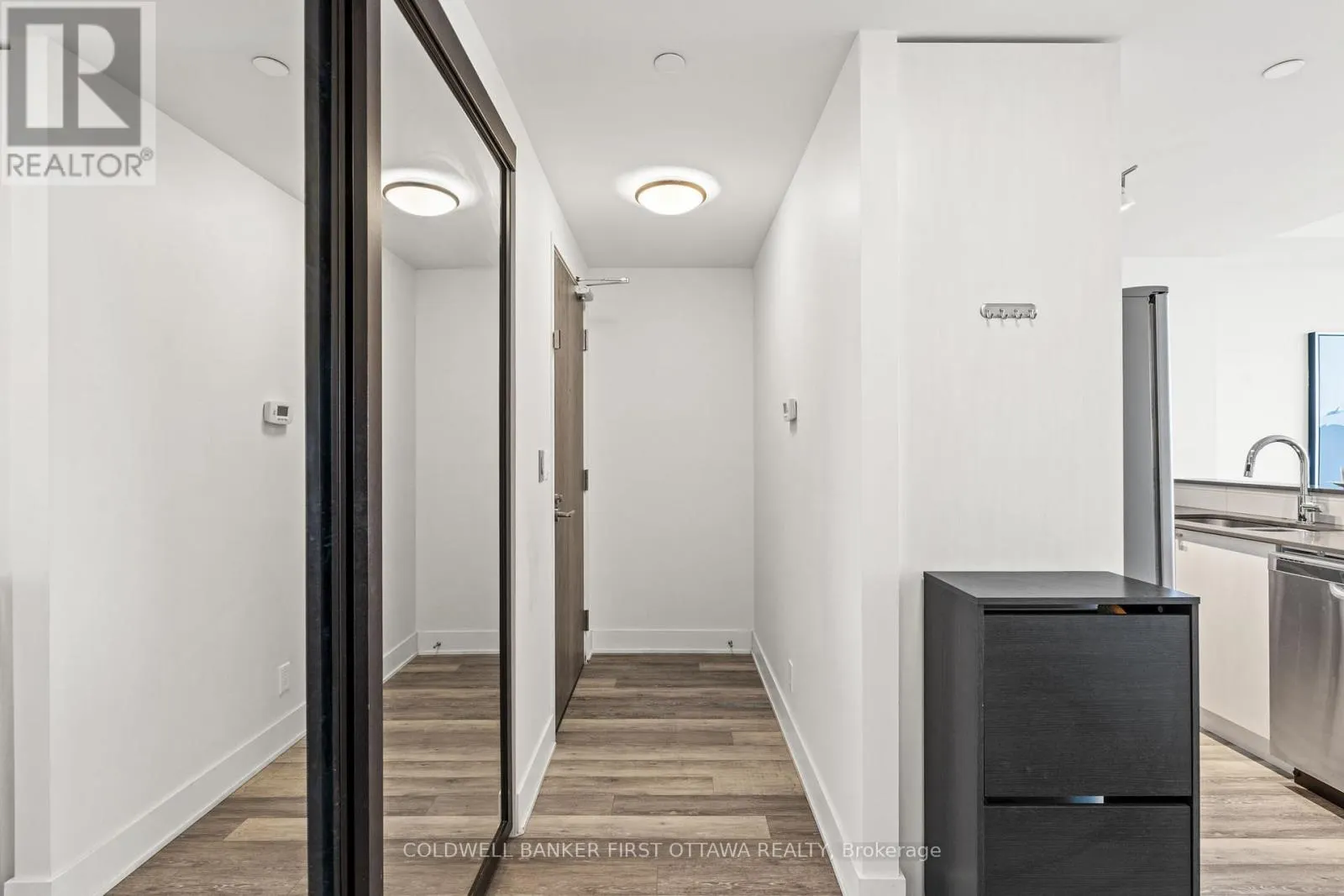 1905 - 485 RICHMOND ROAD