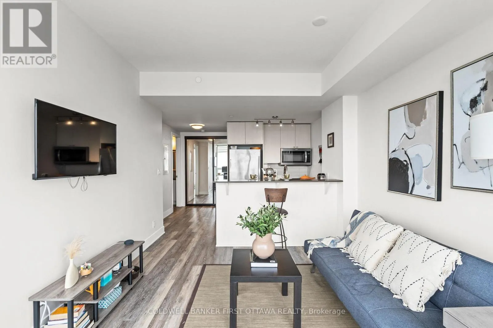 1905 - 485 RICHMOND ROAD