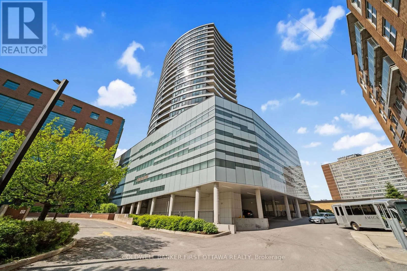 1905 - 485 RICHMOND ROAD