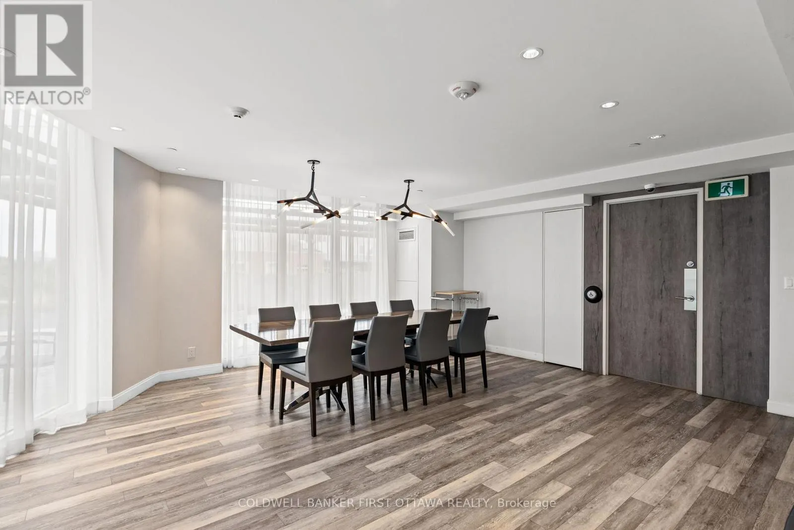 1905 - 485 RICHMOND ROAD
