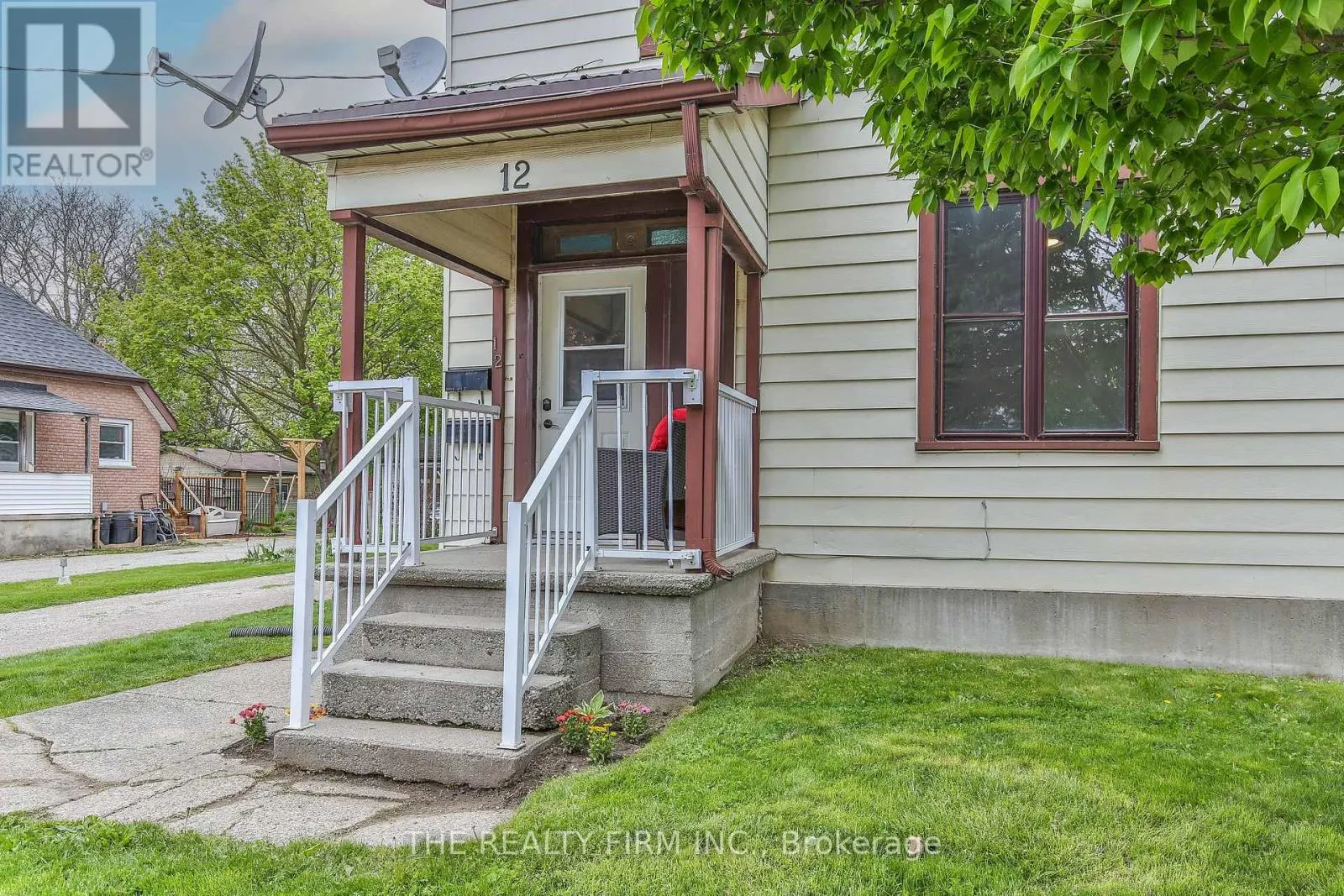 12 WELDON AVENUE