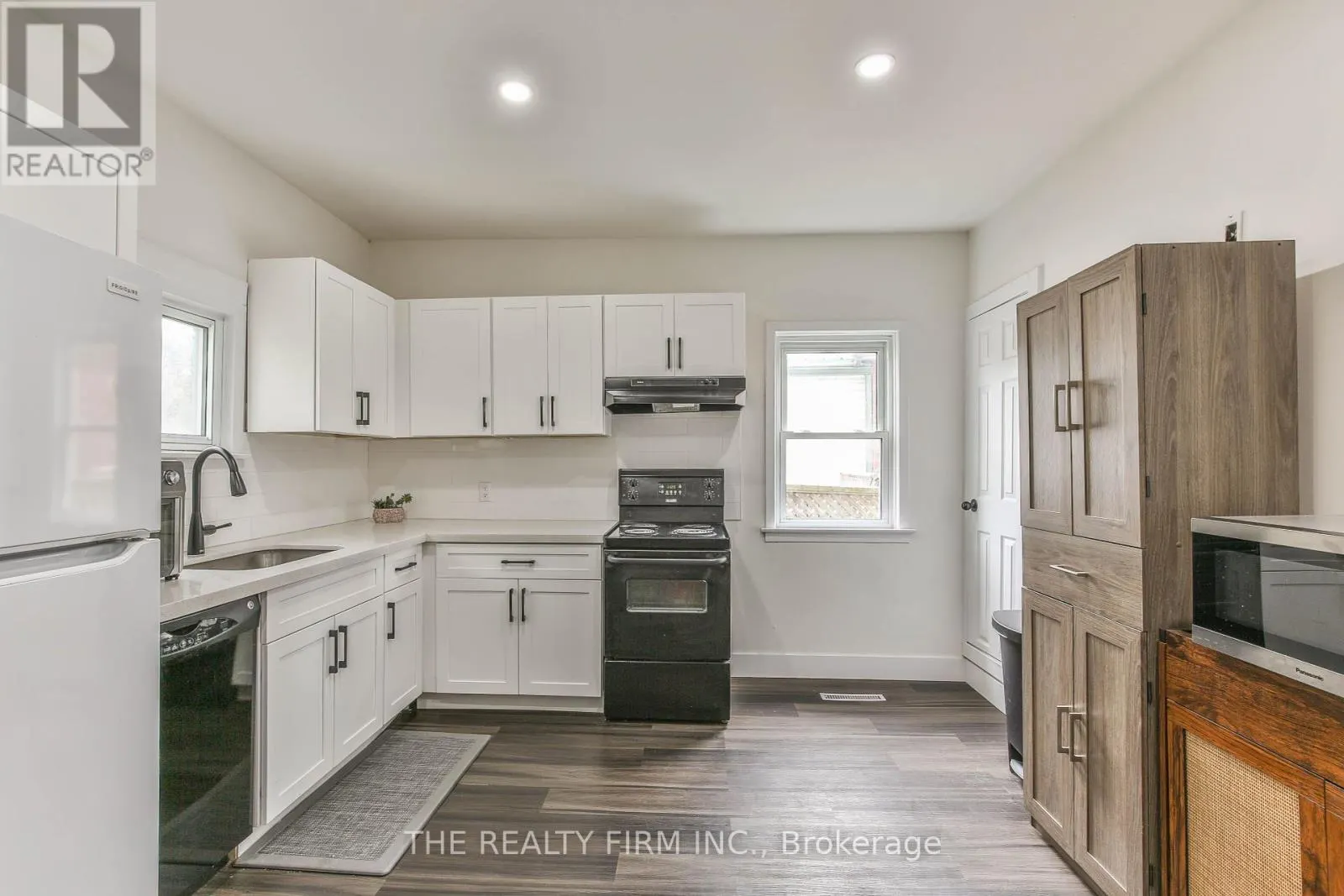 12 WELDON AVENUE
