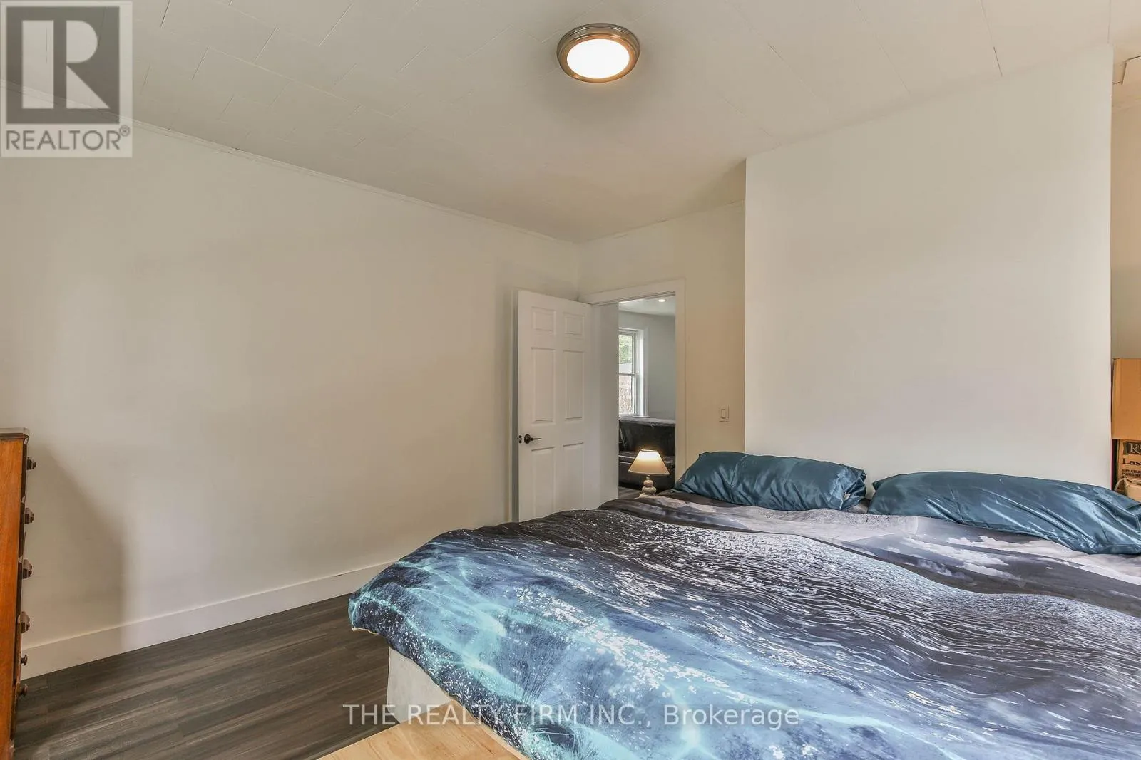 12 WELDON AVENUE