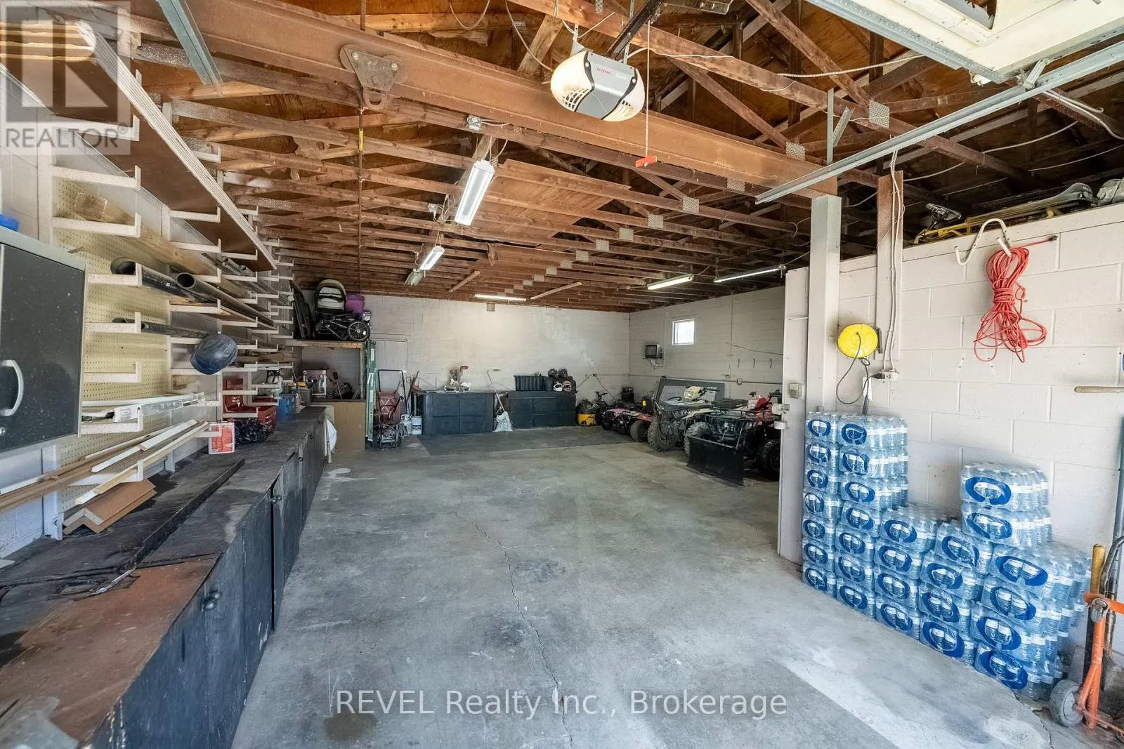 350 KEMP ROAD W