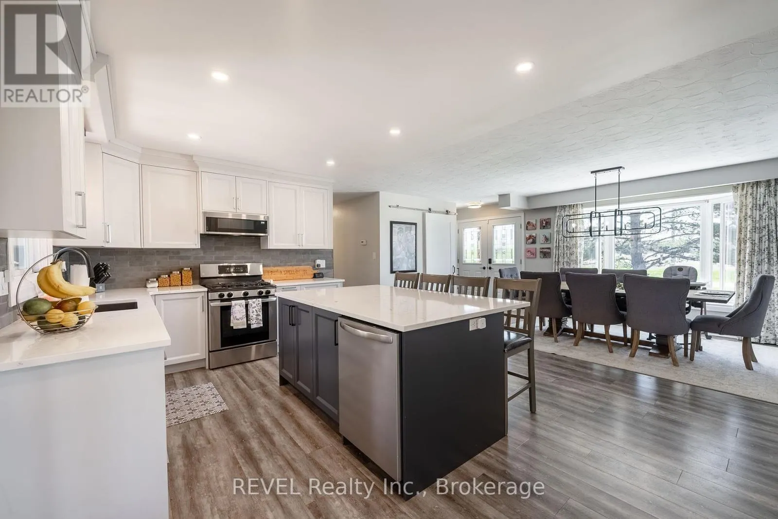 350 KEMP ROAD W