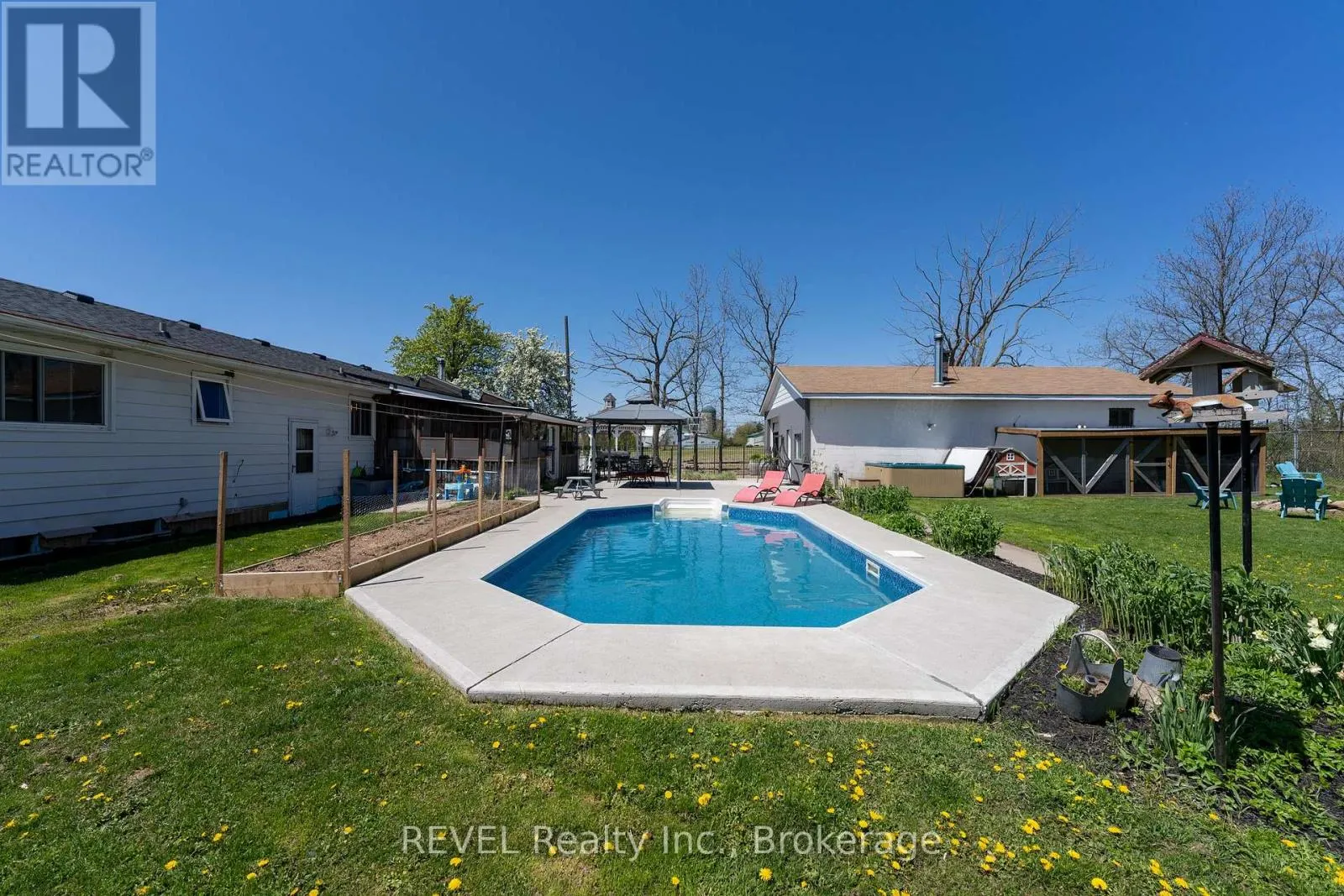 350 KEMP ROAD W