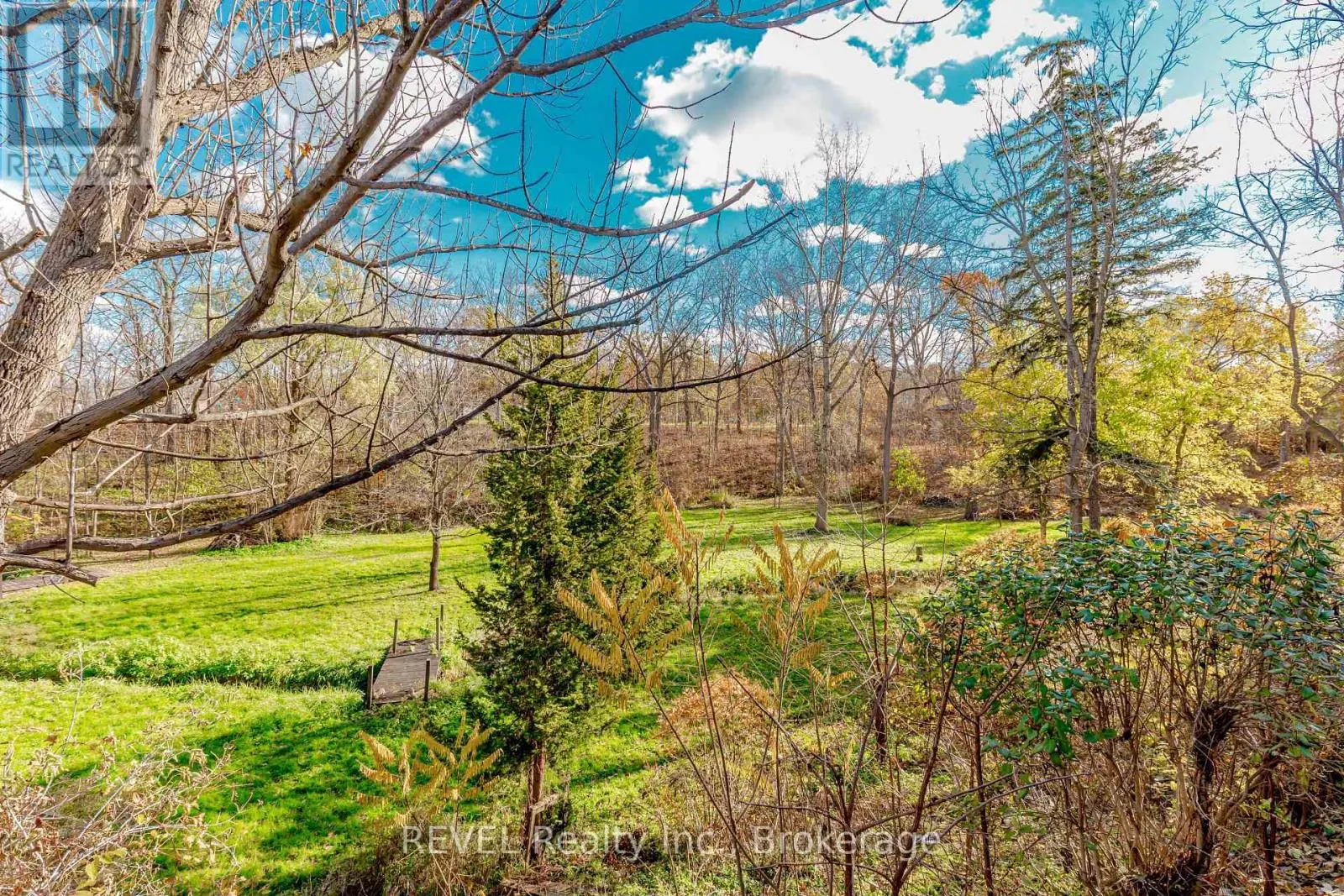 293 FOUR MILE CREEK ROAD