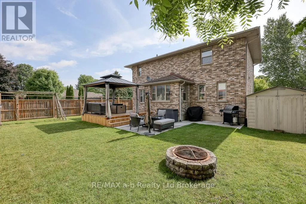 346 RIVERVIEW DRIVE
