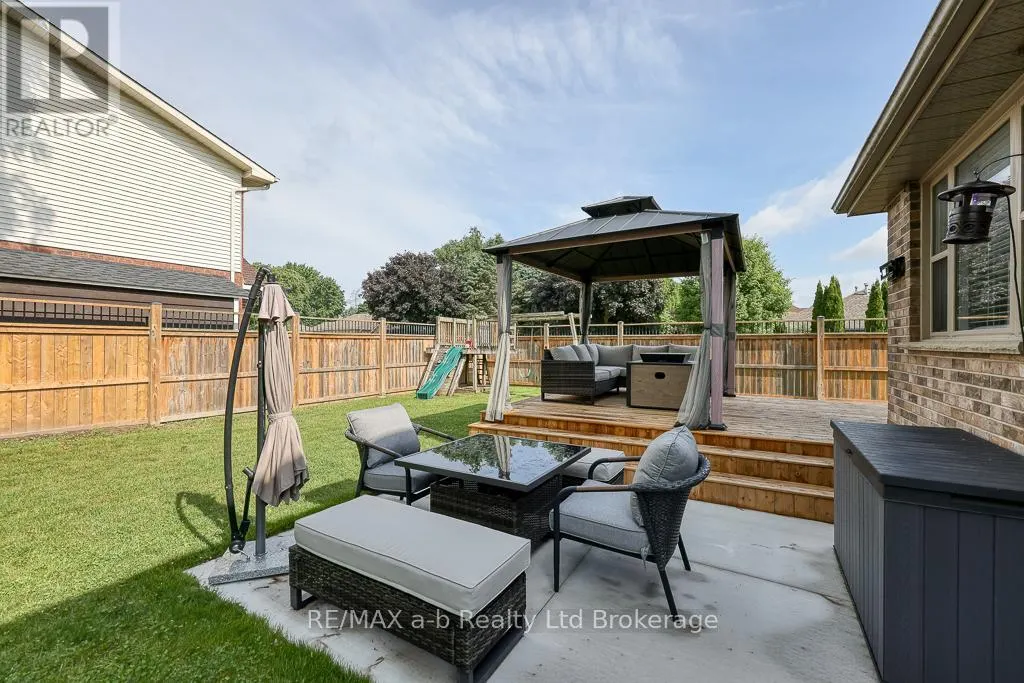 346 RIVERVIEW DRIVE