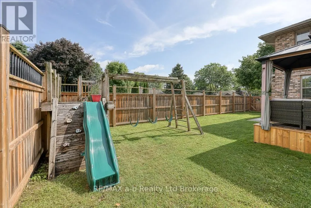 346 RIVERVIEW DRIVE