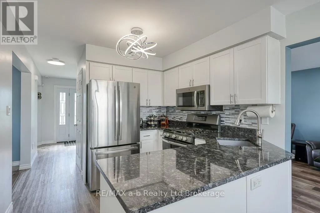 346 RIVERVIEW DRIVE