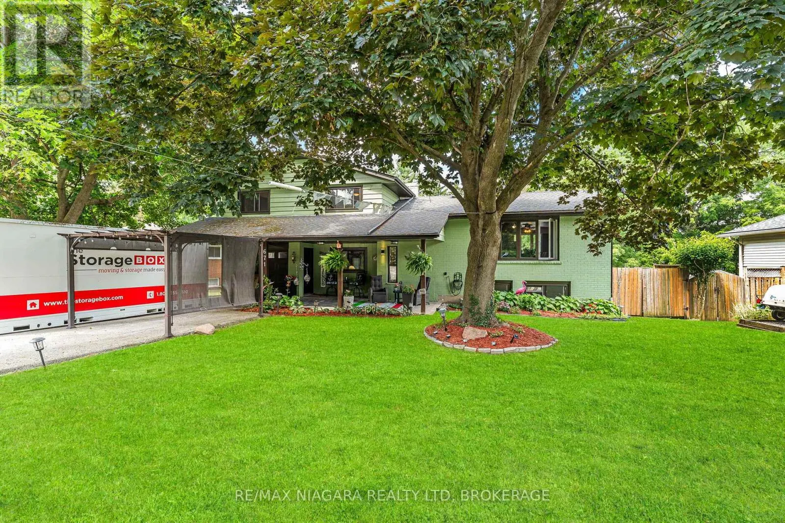 671 RIDGE ROAD N