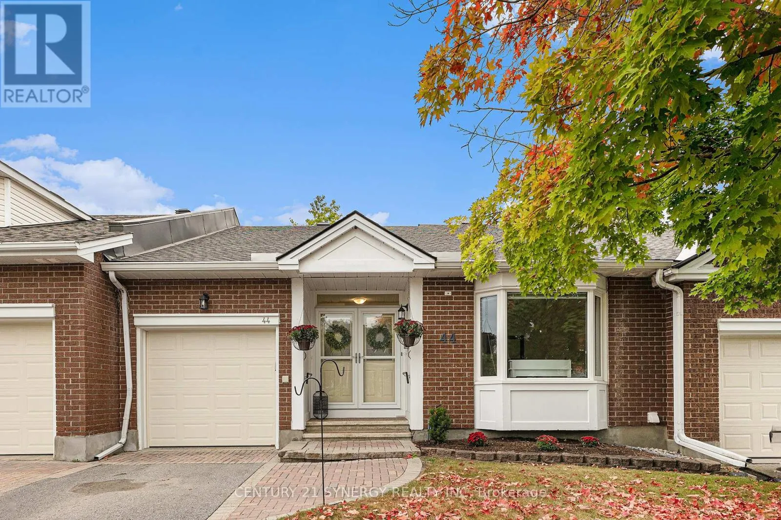 44 INNESBROOK COURT