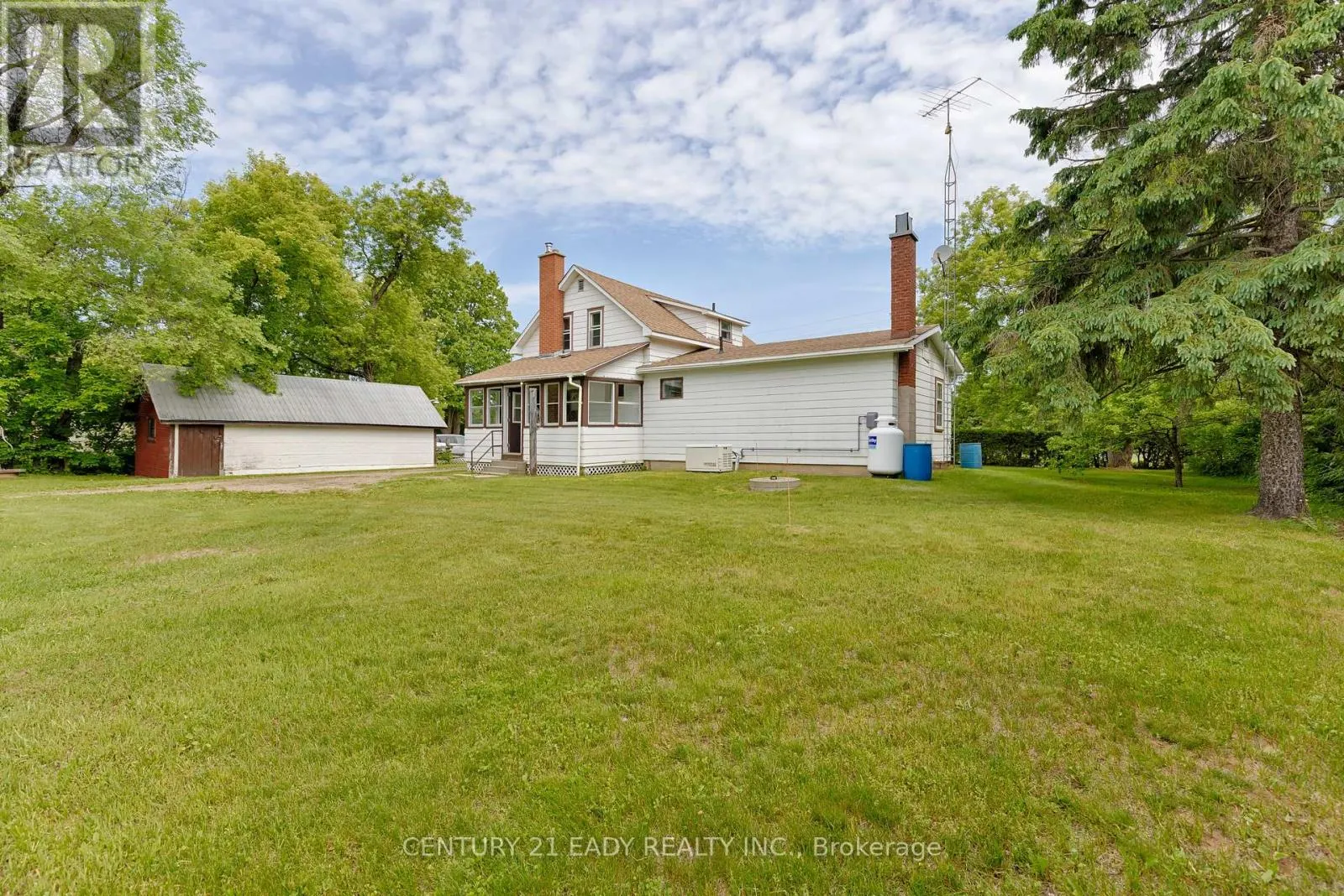 3879 FOYMOUNT ROAD