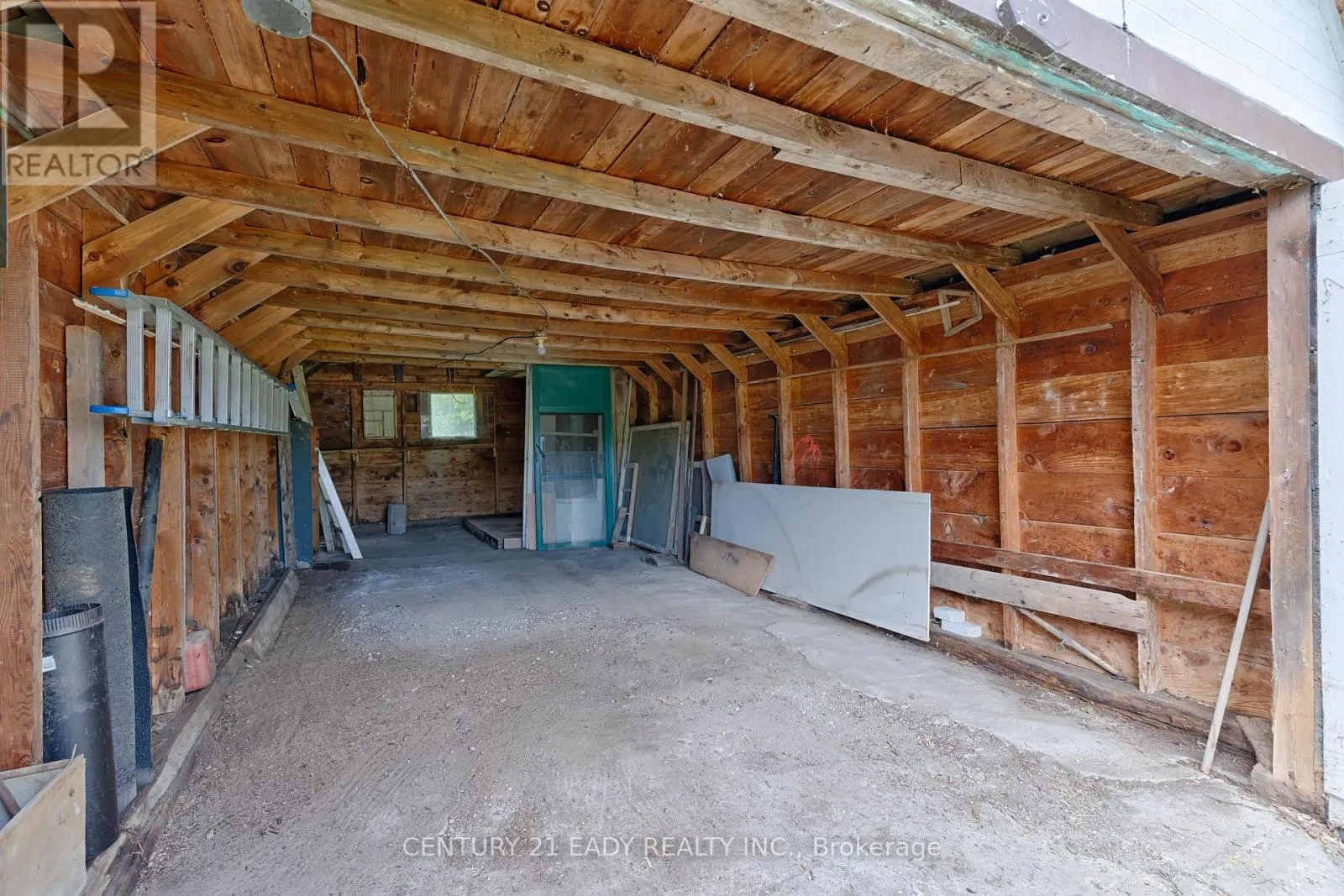 3879 FOYMOUNT ROAD
