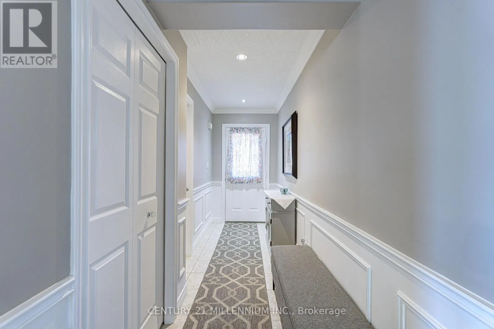 21 - 385 PARK ROAD N