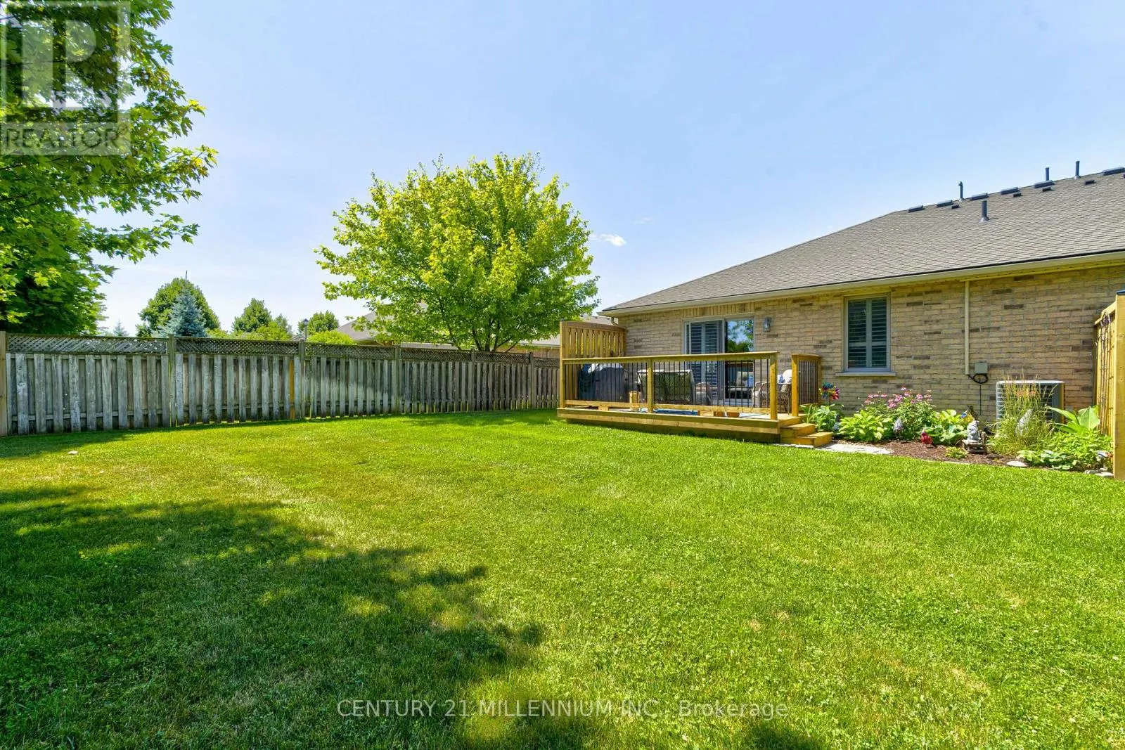 21 - 385 PARK ROAD N