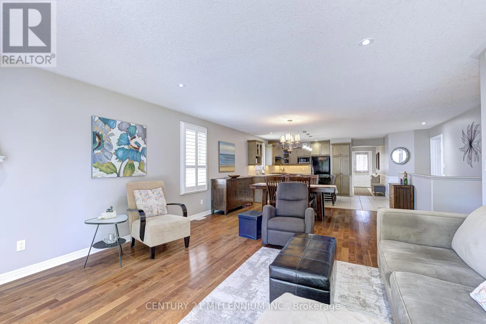 21 - 385 PARK ROAD N