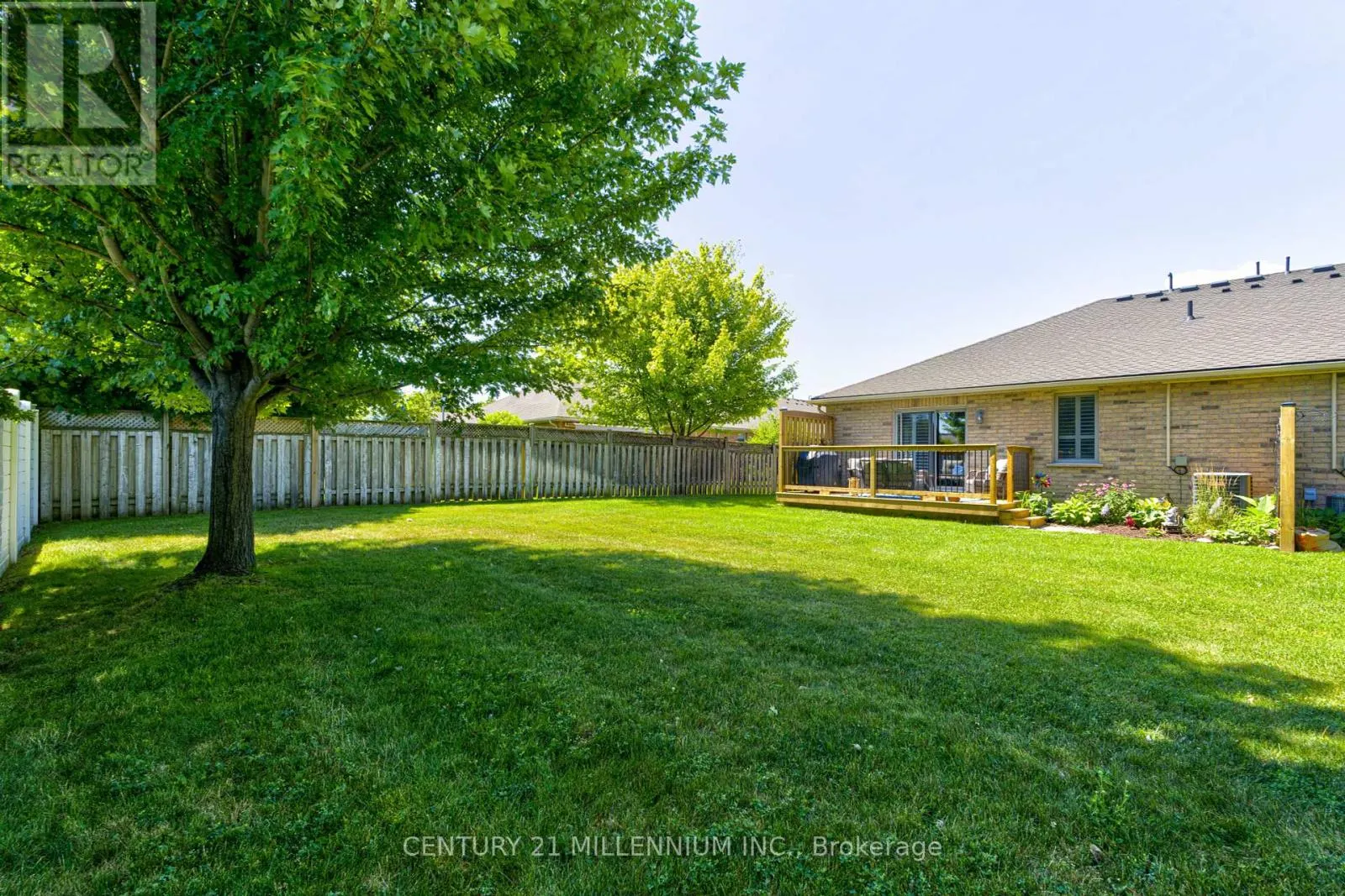 21 - 385 PARK ROAD N