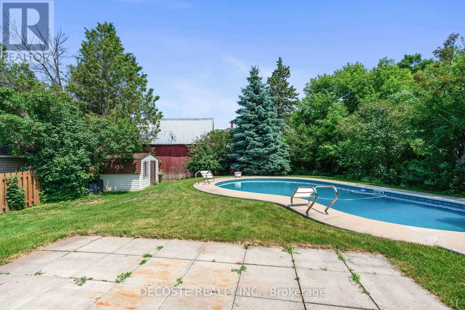 205 DOMINION STREET N