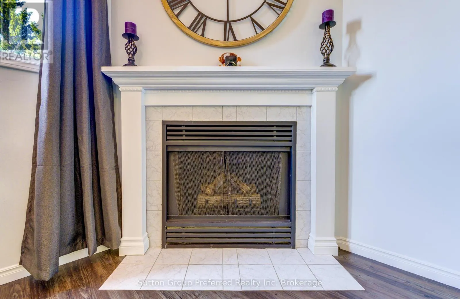 4 - 19 WREN COURT, #4