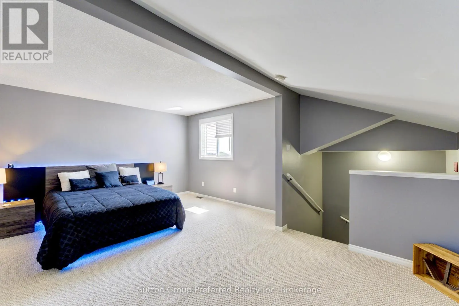 4 - 19 WREN COURT, #4