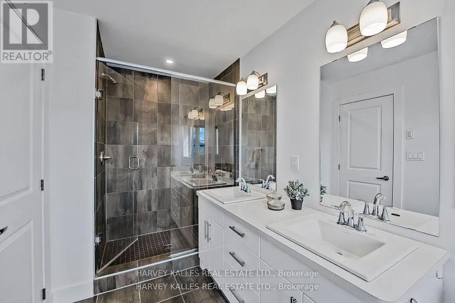 203 YELLOW BIRCH CRESCENT
