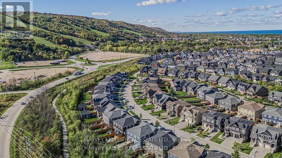 203 YELLOW BIRCH CRESCENT