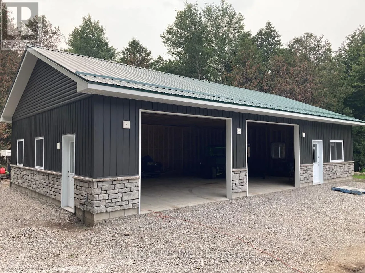 891 COUNTY ROAD