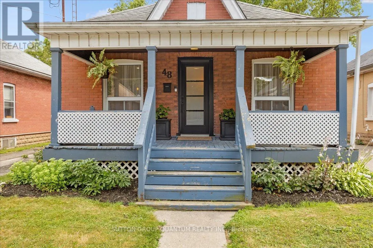 48 ABERDEEN AVENUE