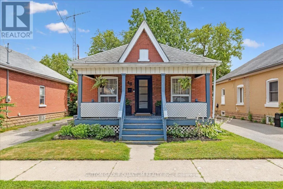 48 ABERDEEN AVENUE