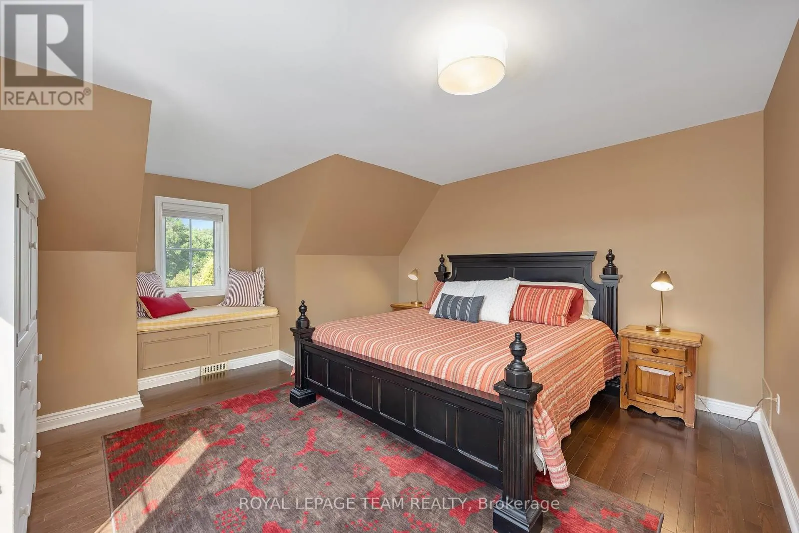335 HAMILTON ROAD