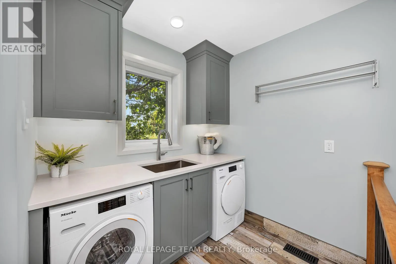335 HAMILTON ROAD