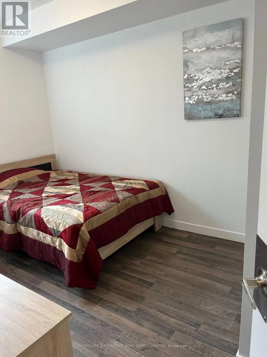 T101 - 62 BALSAM STREET