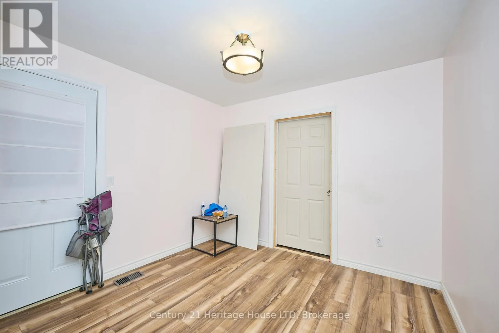 296 ROSE AVENUE