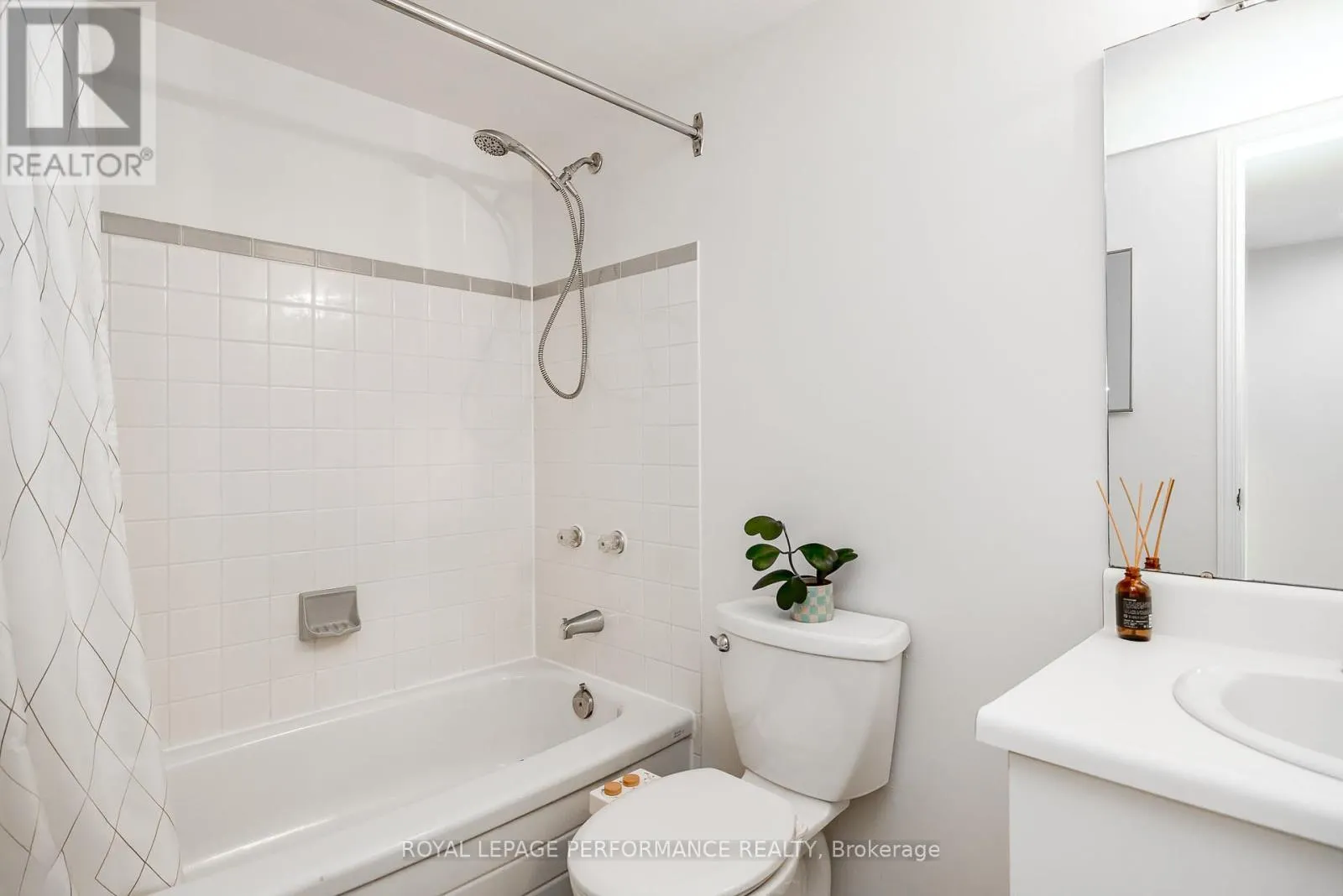 503 - 344 WAVERLEY STREET